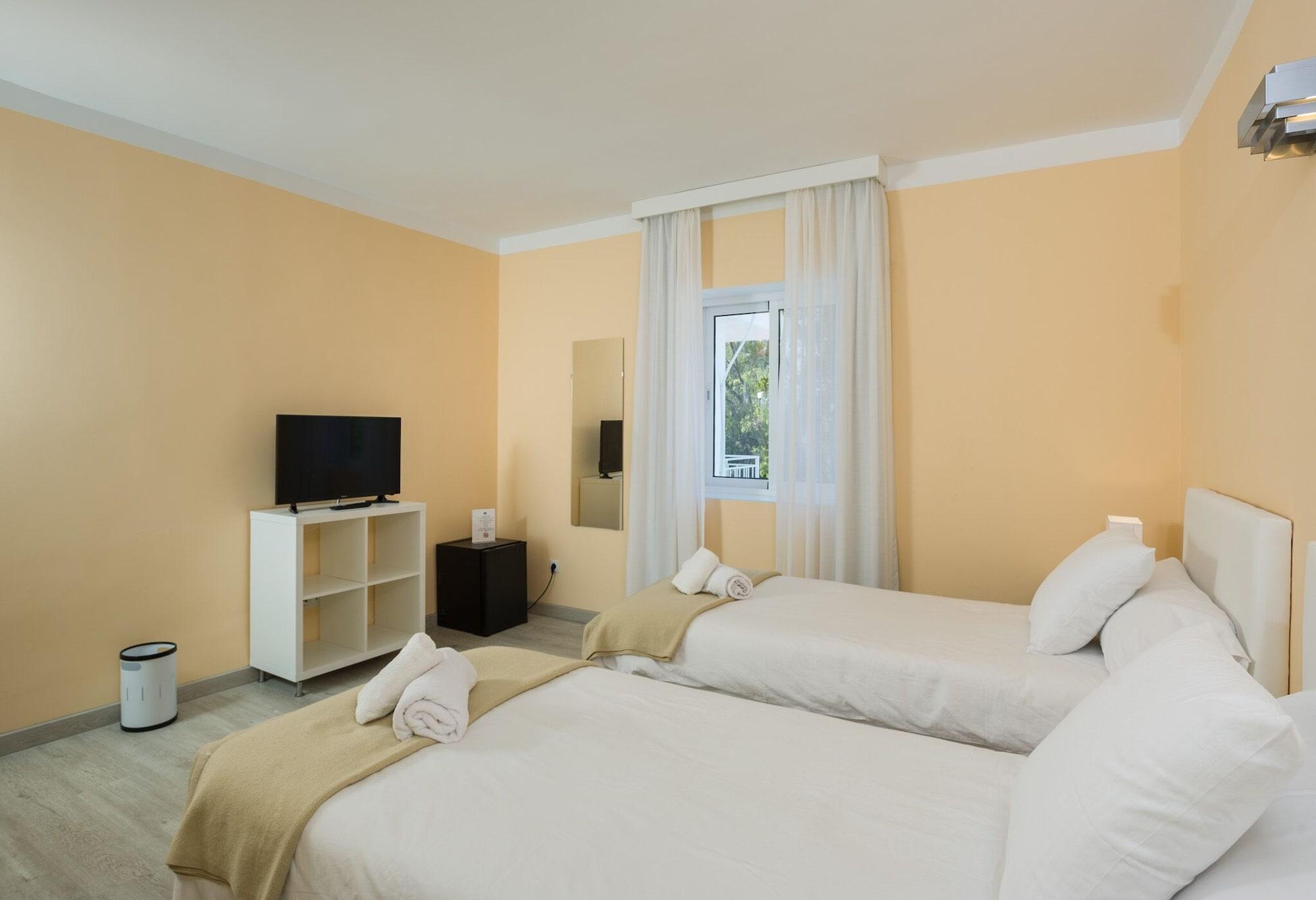 Bluebelle Marbella Otel Dış mekan fotoğraf